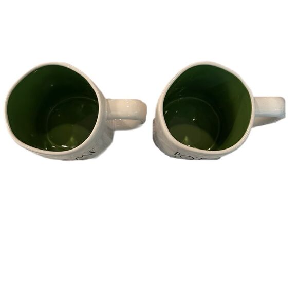 Rae Dunn Kiss Me & Pot O 'Gold Shamrock Mug Set - Picture 8 of 11